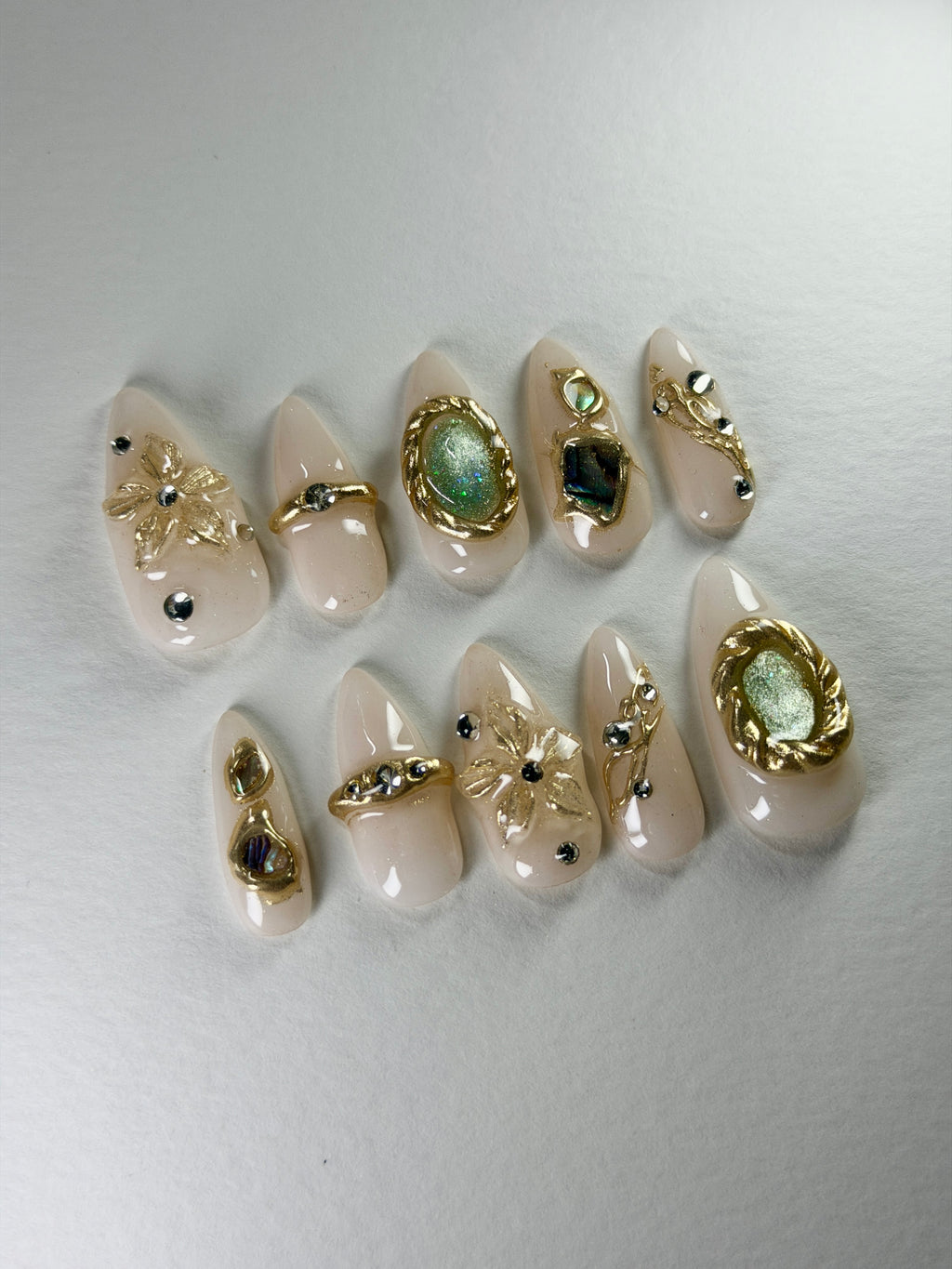 Enchanted - Press On Nails