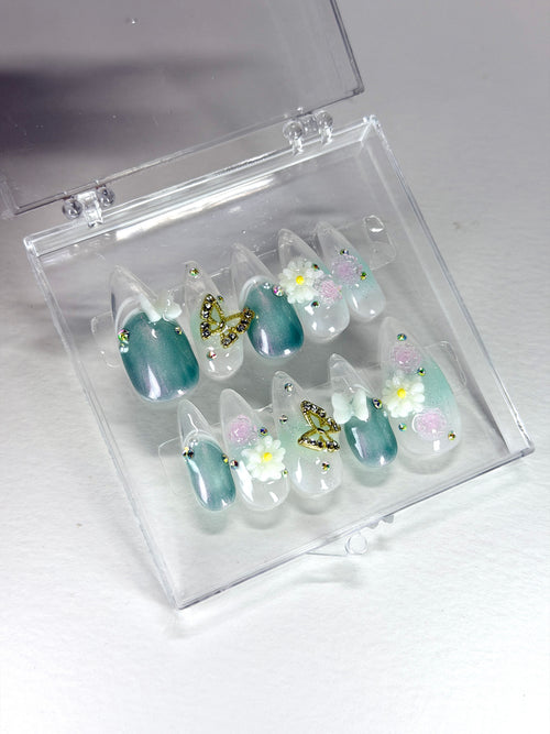 Butterfly Garden - Press On Nails