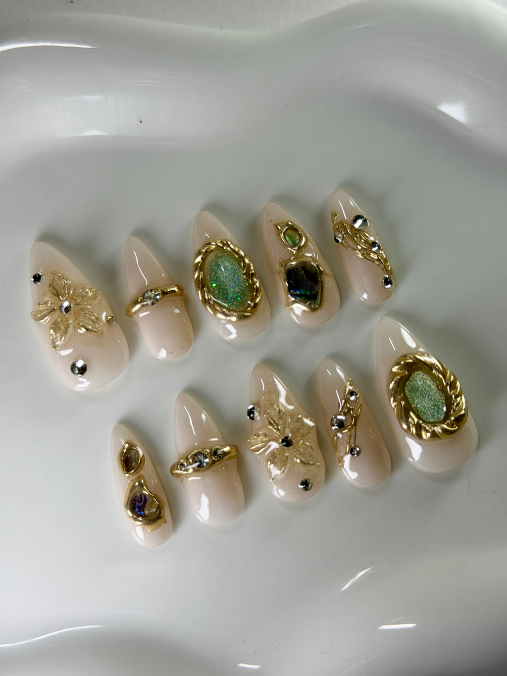 Enchanted - Press On Nails