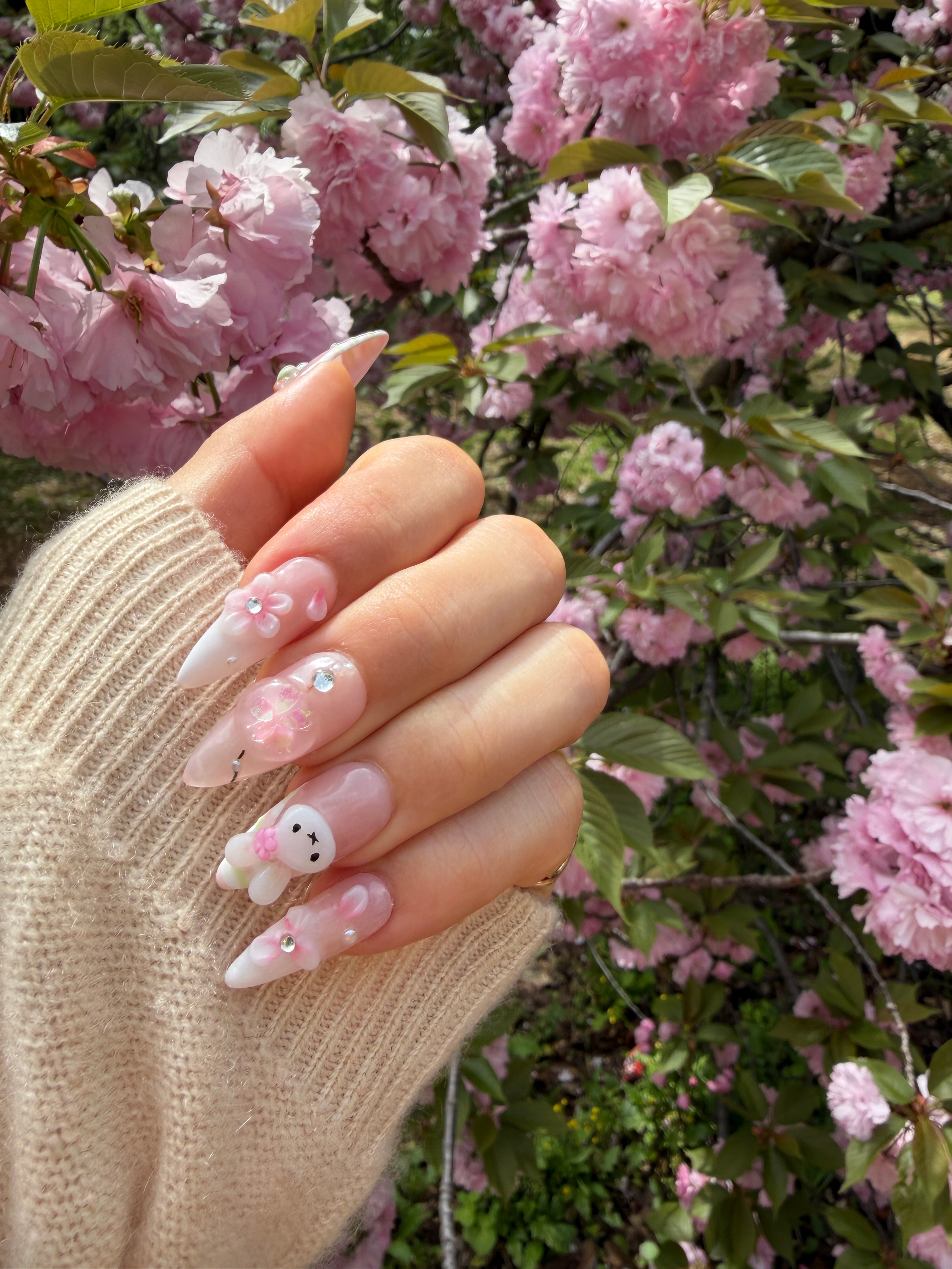 Bijou Nail Shop